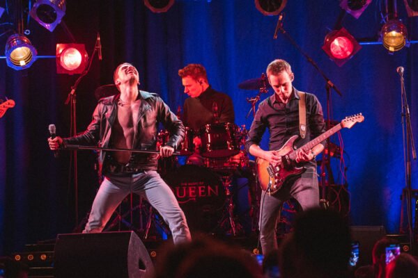 The Music of Queen mit Valentin L. Findling | Silvester 31.12.2025 - Image 3
