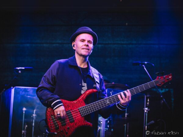 True Collins The music of Phil Collins mit Kay Scheffel Musik-Dinner-Show Heidelberger Schloss Martin Scharff